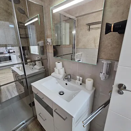 Marabu 4 If Apartment